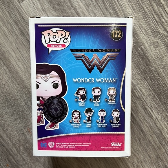 Wonder Woman Pop Funko - Picture 3 of 6